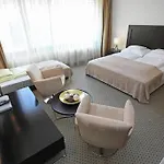 Modern Wellness Apartamento